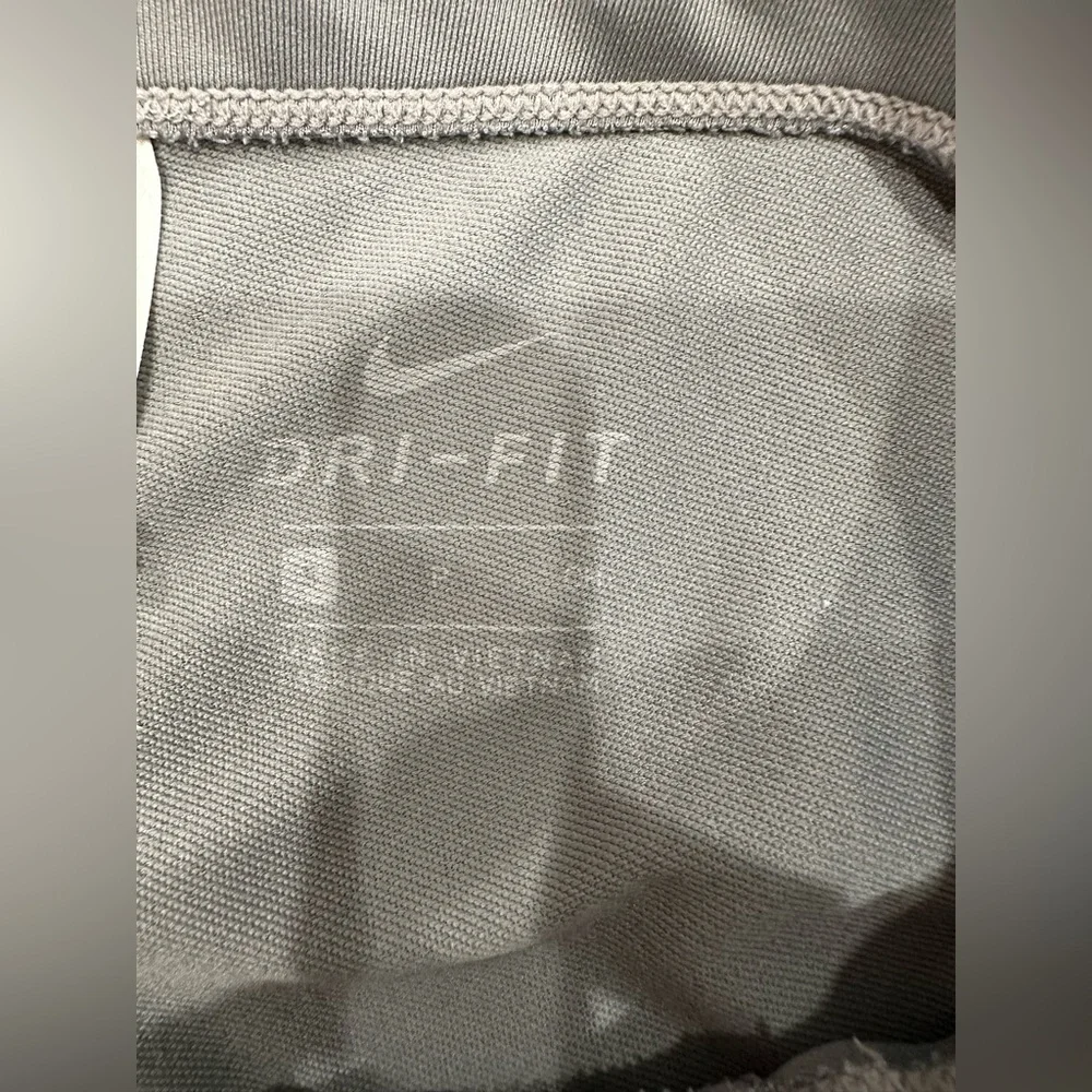 Nike dri-fit tights - great condition - Picture 4 of 4